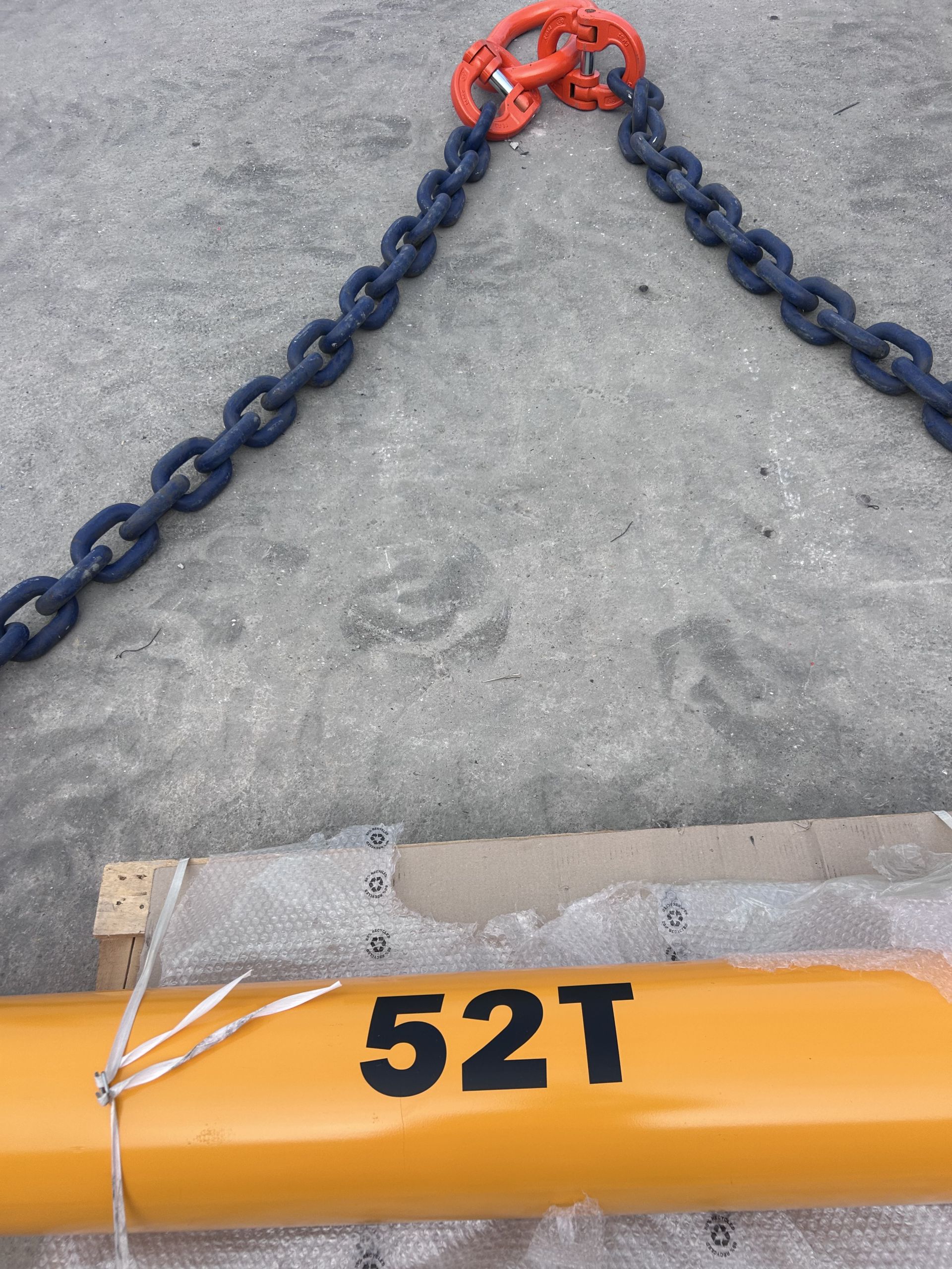 Palonnier de levage 52 t et accessoires fournis à NGE